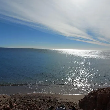 Cape Sur Le Mont Saint Loup Alpehytte